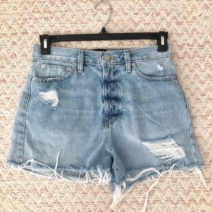 BDG High rise girlfriend denim shorts. Size 27